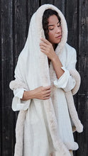 Load image into Gallery viewer, Super soft cashmere scarf jacquard woven with fake fur  beige/creme
