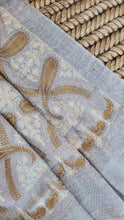 Load image into Gallery viewer, Thin cashmere all over embroidered light grey, camel rose
